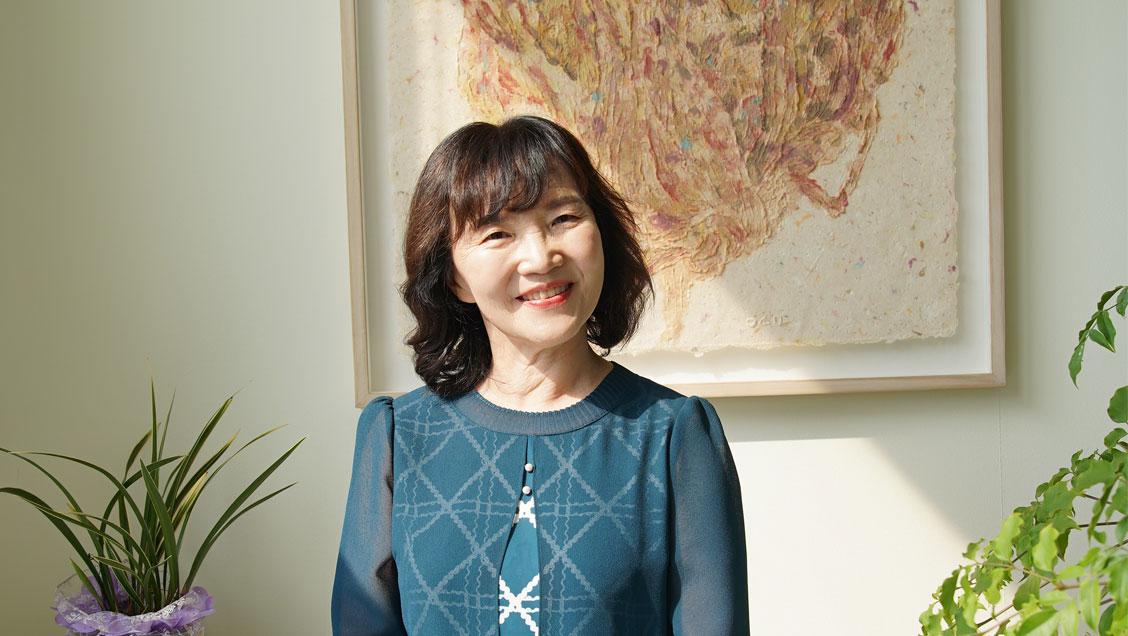 Interview with Professor Yoo Hye-bae of the Department of English Literature at Humanities Universit 대표이미지